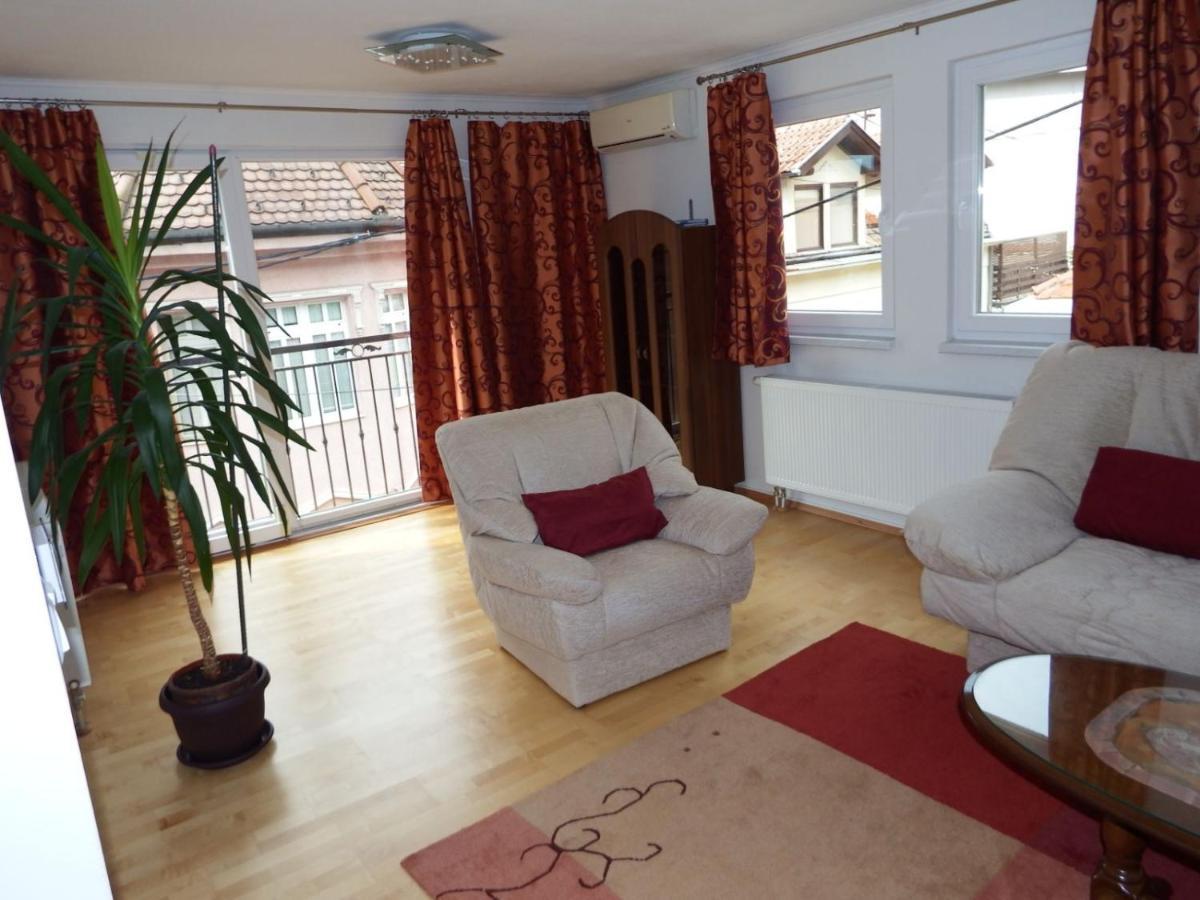 Our Way S Apartment With Airco And Own Garage SJJ Exterior foto